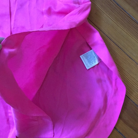 Banana Republic Pink 100% Silk Sleeveless Top - Picture 4 of 8